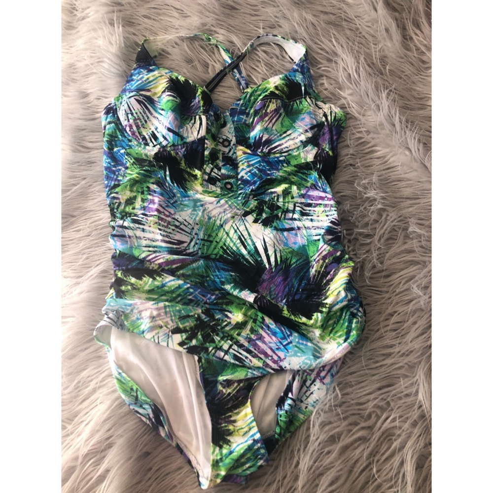 MARK DOWN Torrid one piece bathing suit plus size